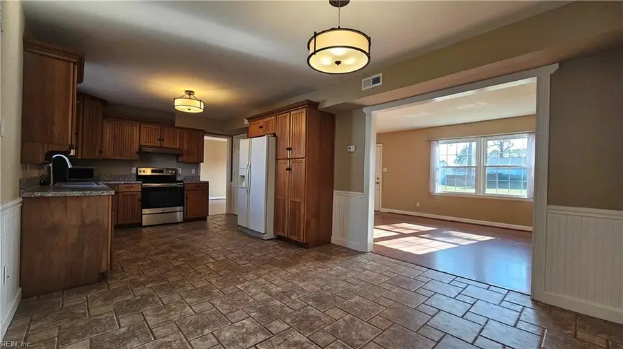 3736 Colonial Parkway, Virginia Beach, VA 23452 - Image #2