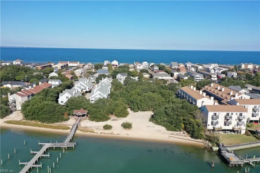 861 Little Bay Avenue, Norfolk, VA 23503 - Image #3