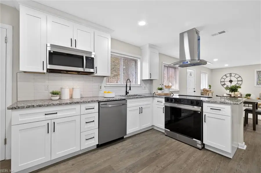 428 Big Pine Drive, Virginia Beach, VA 23452 - Image #3