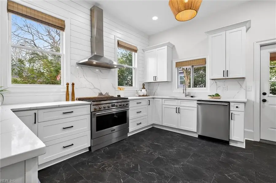 1142 Hanover Avenue, Norfolk, VA 23508 - Image #3