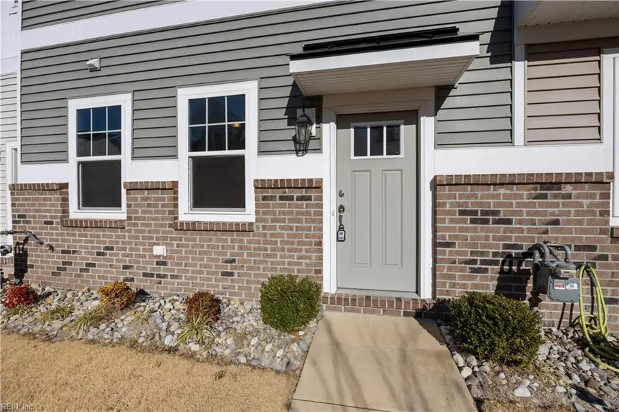 409 Asuza Street, Chesapeake, VA 23323 - Image #2