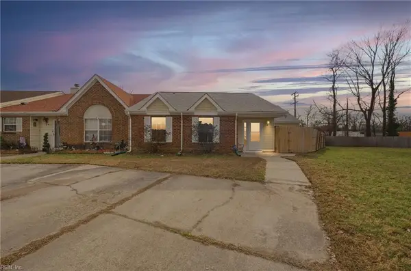 9 Holly Hill Court, Portsmouth, VA 23702