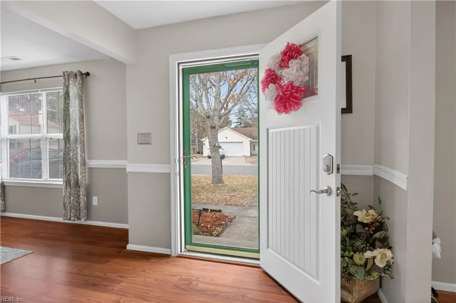 2817 N Creek Drive, Chesapeake, VA 23323 - Image #3