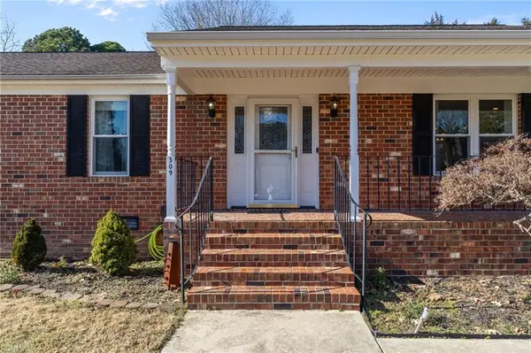 309 Moonefield Drive, Smithfield, VA 23430