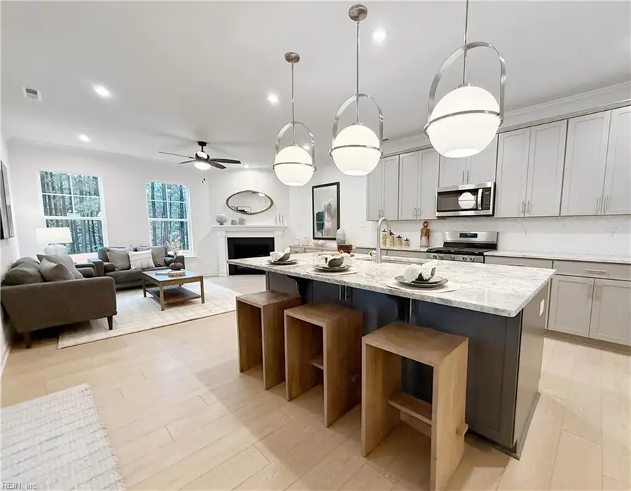 1533 Waltham Lane, Newport News, VA 23608 - #3