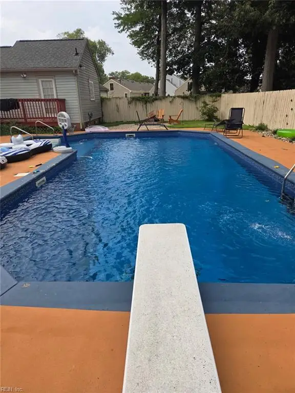 929 Brandermill Drive, Chesapeake, VA 23322 - Image #2