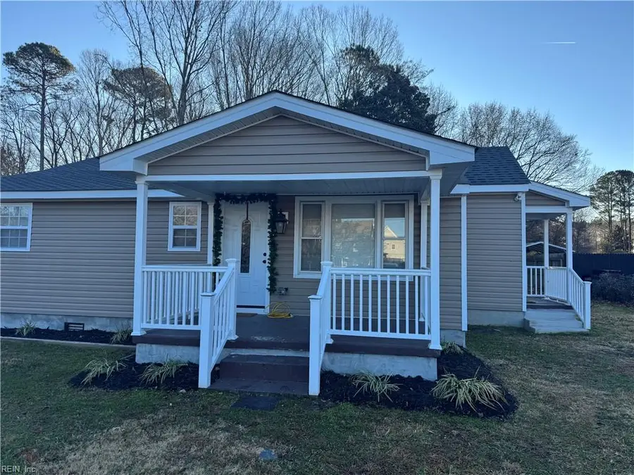 425 Waters Road, Chesapeake, VA 23322 - Image #2