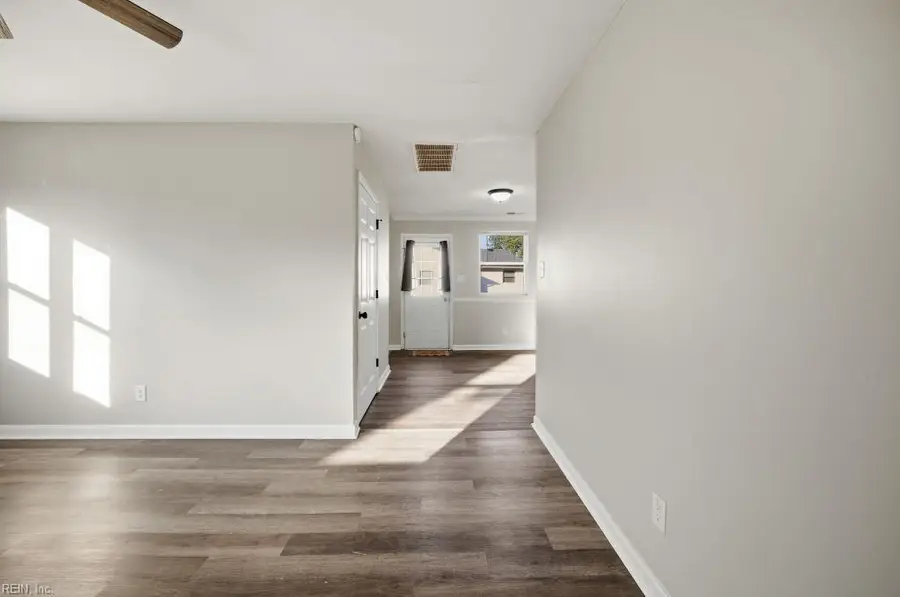 1401 Algona Road, Chesapeake, VA 23324 - Image #2