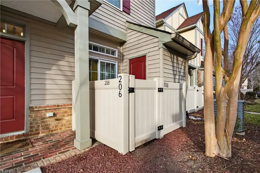 206 Blue Heron Trail, Carrollton, VA 23314 - Image #2