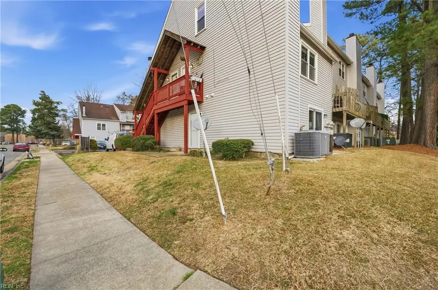 500 Barberton Drive #201, Virginia Beach, VA 23451 - Image #3
