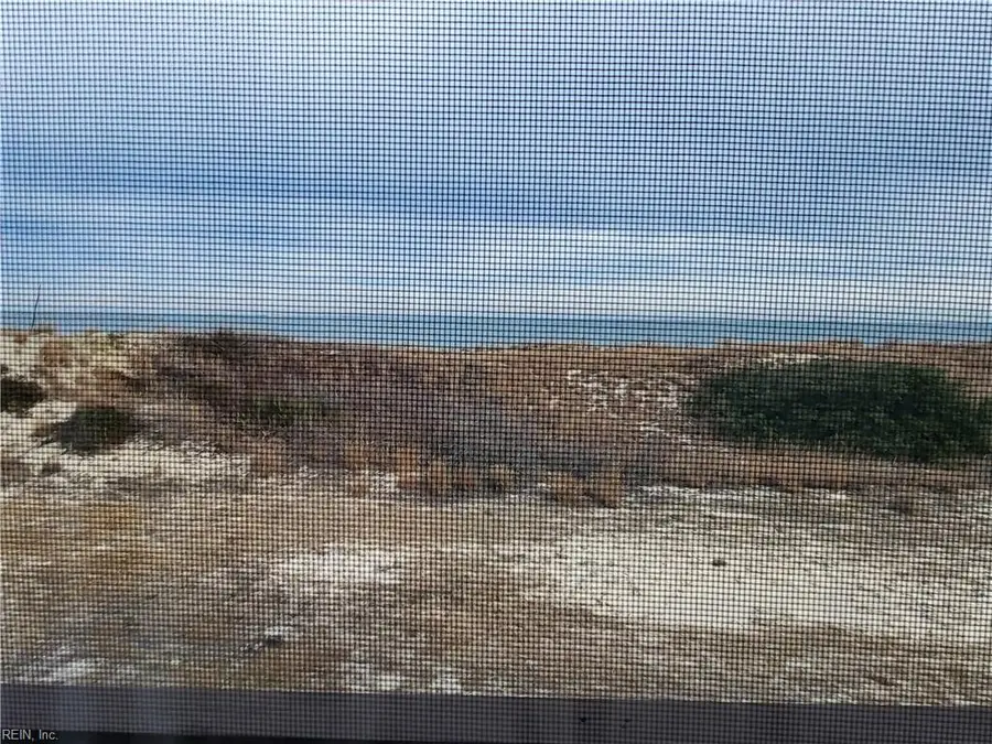 3950 Whispering Oaks Place, Virginia Beach, VA 23455 - #3