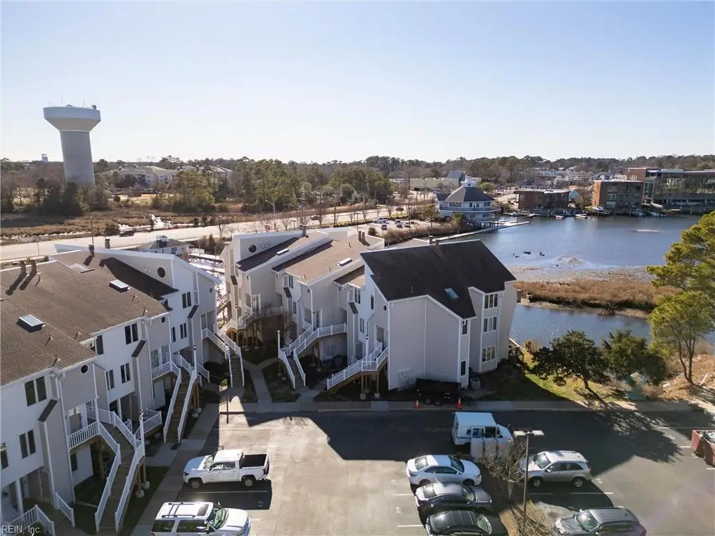 100 Pinewood Road #212, Virginia Beach, VA 23451 - Image #1