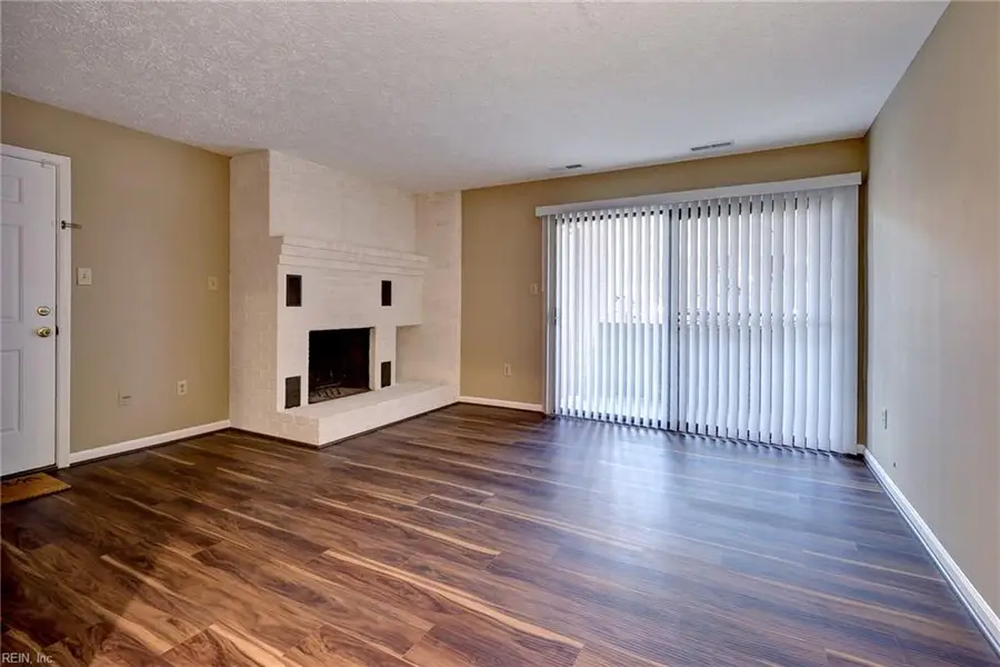 4003 Governors Square #1, Williamsburg, VA 23188 - Image #3