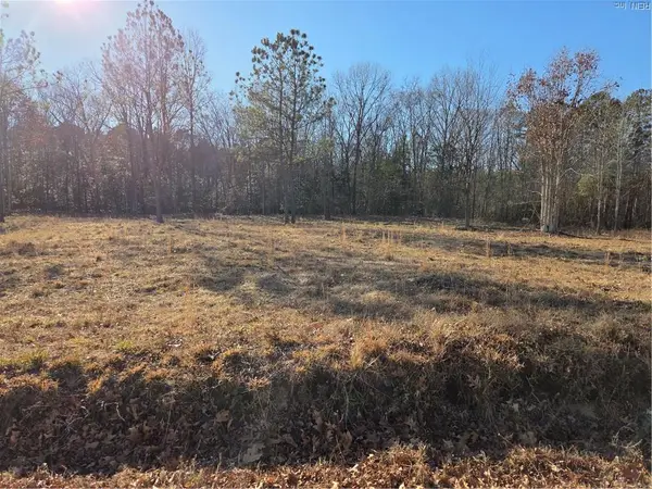 7 Sandy Hill Road, Courtland, VA 23837