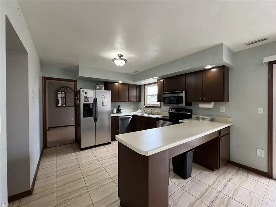 1116 Voss Court, Virginia Beach, VA 23454 - Image #2