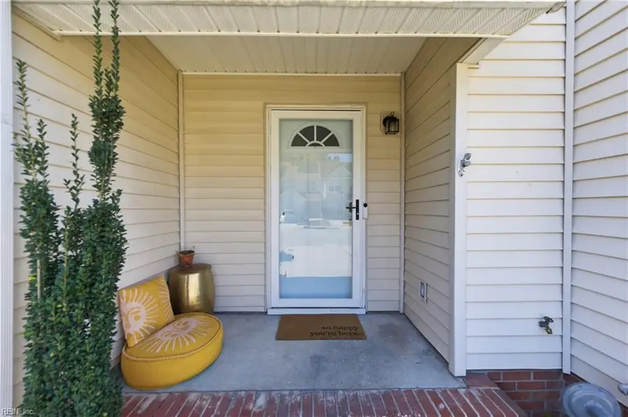 943 Allendale Drive, Hampton, VA 23669 - Image #3
