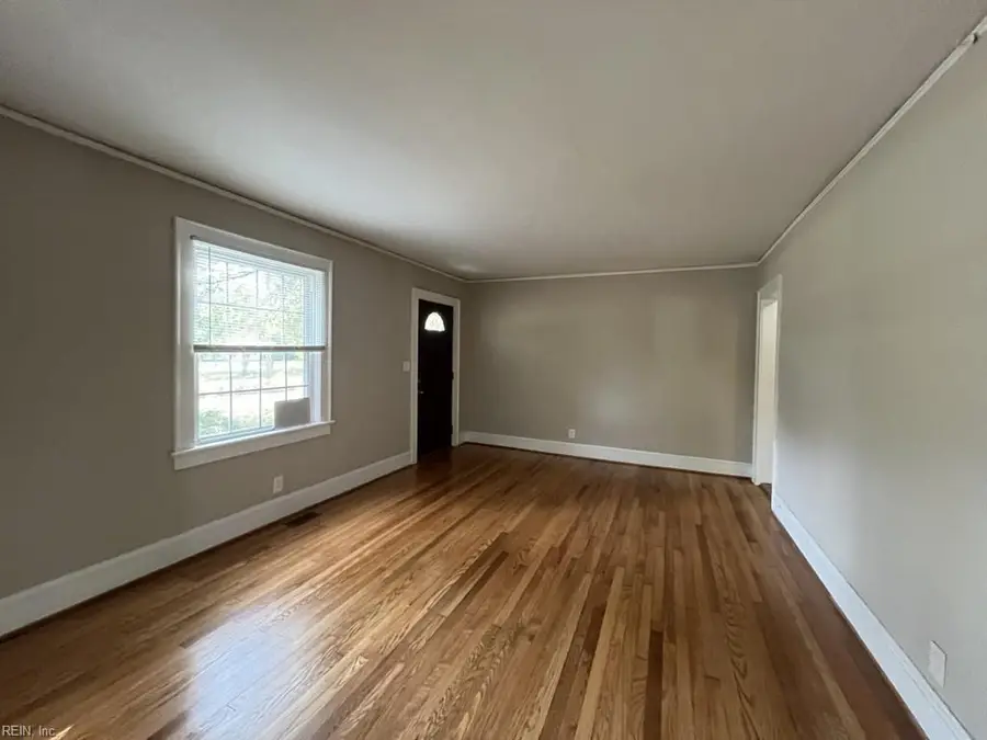 8443 Chesapeake Boulevard, Norfolk, VA 23518 - Image #2