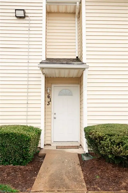 613 Pylon Court, Virginia Beach, VA 23462