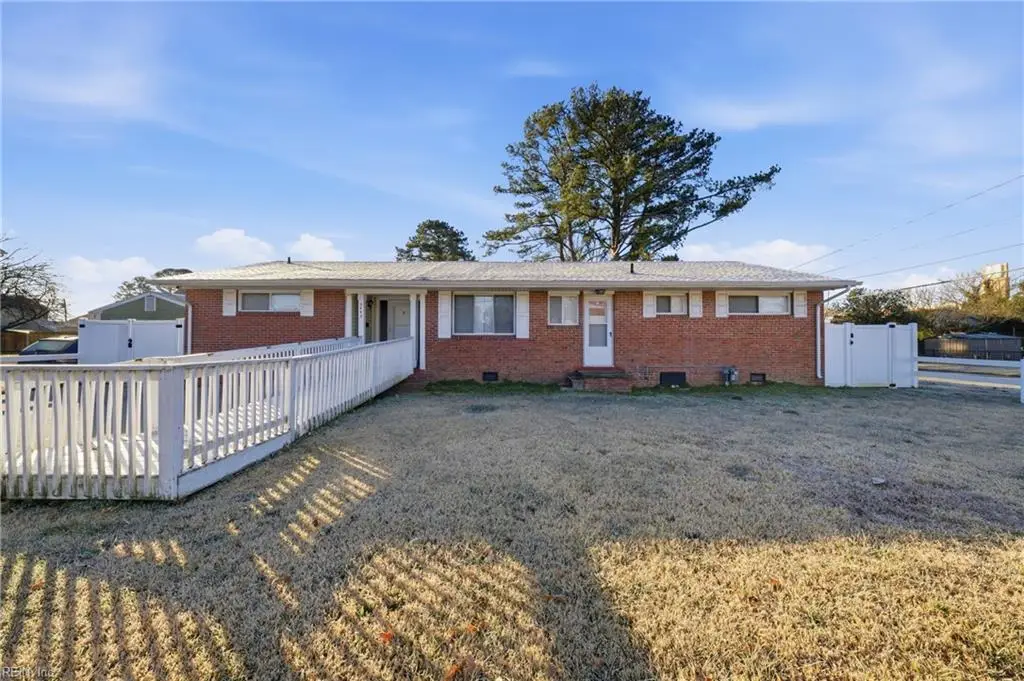 2445 Dominion Avenue, Norfolk, VA 23518 - Image #1