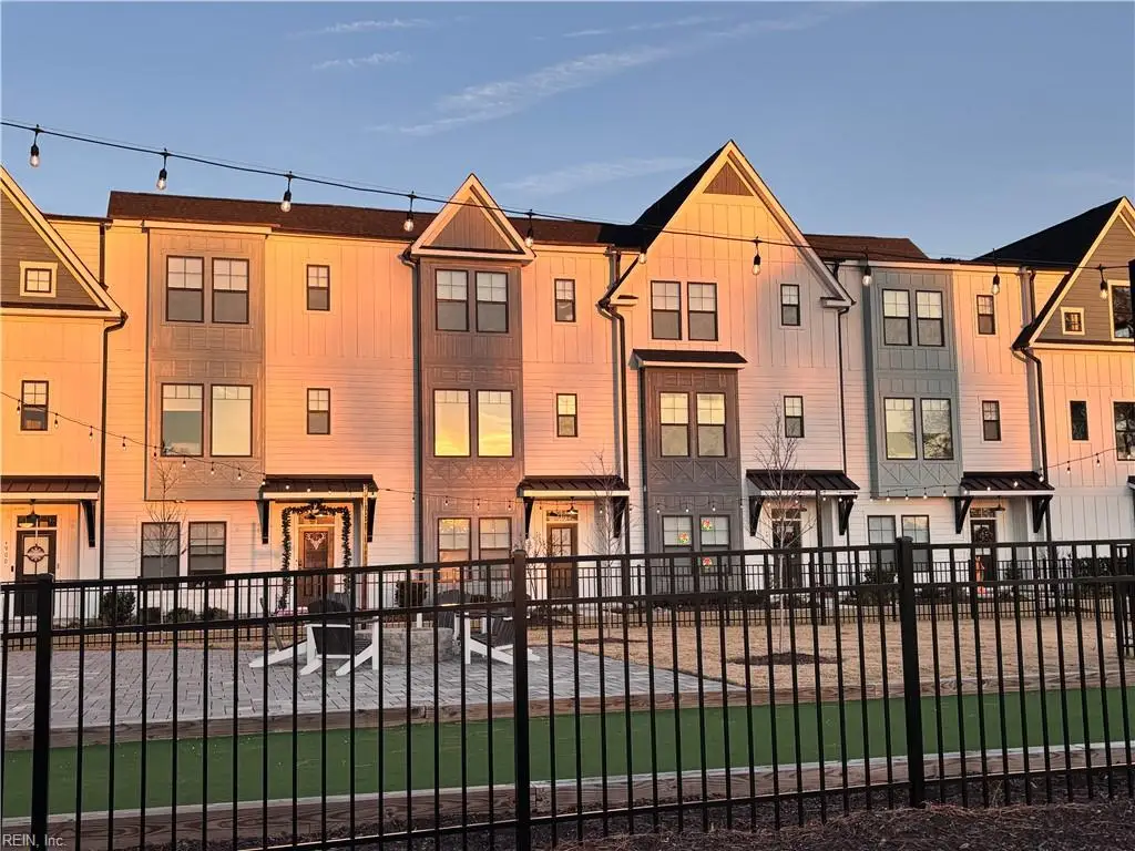 912 Jennings Ln, Chesapeake, VA 23322 - Image #1