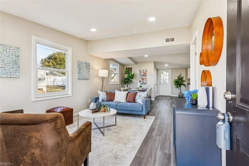 2923 Berkley Avenue, Chesapeake, VA 23325 - Image #1