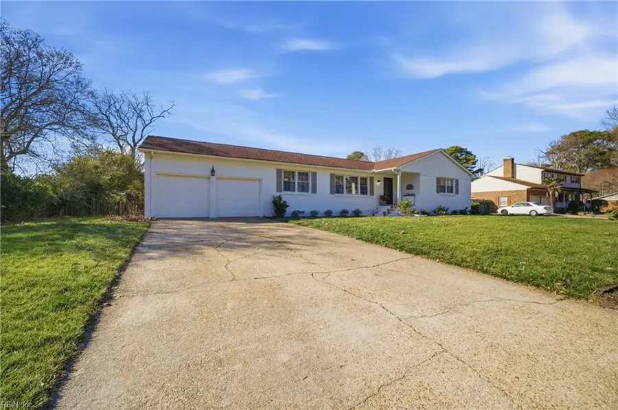 841 Queen Elizabeth Drive, Virginia Beach, VA 23452 - Image #3