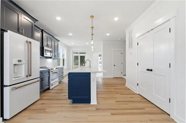 713 Flatrock Lane, Chesapeake, VA 23320