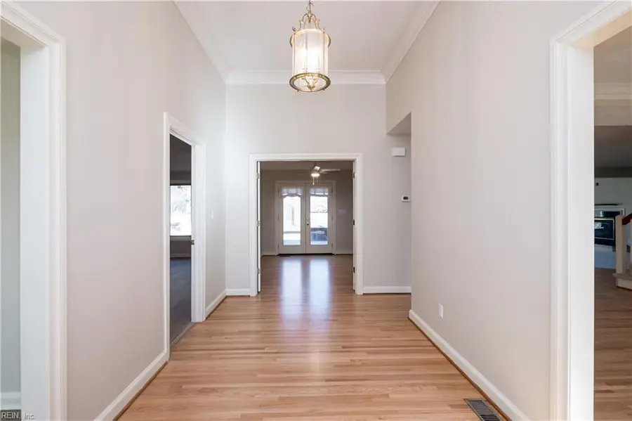 1145 Lawson Cove Circle, Virginia Beach, VA 23455 - Image #2