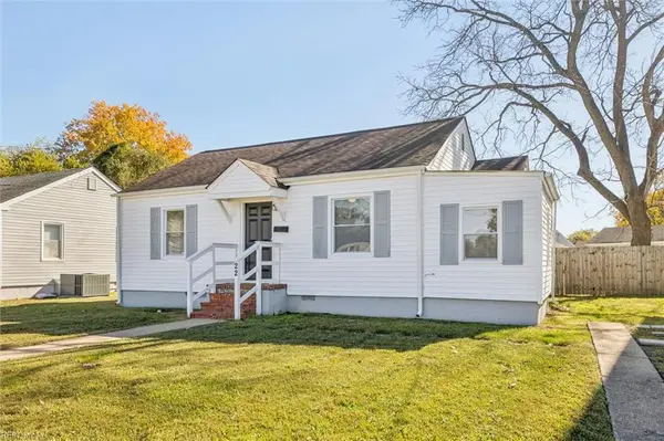 22 Lucas Drive, Hampton, VA 23669