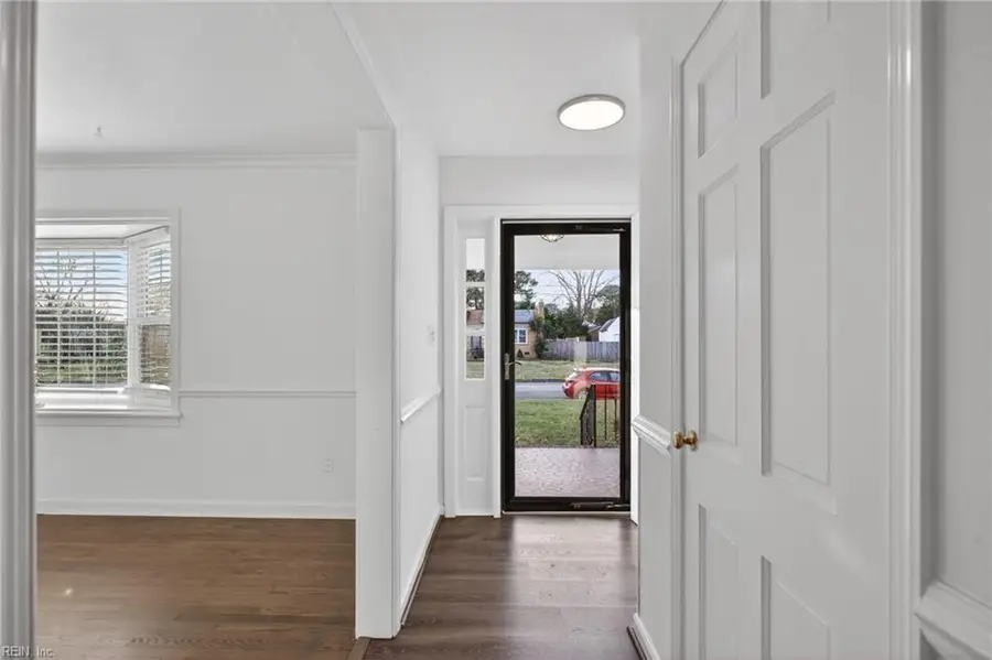 26 Kenwood Drive, Hampton, VA 23666 - Image #3