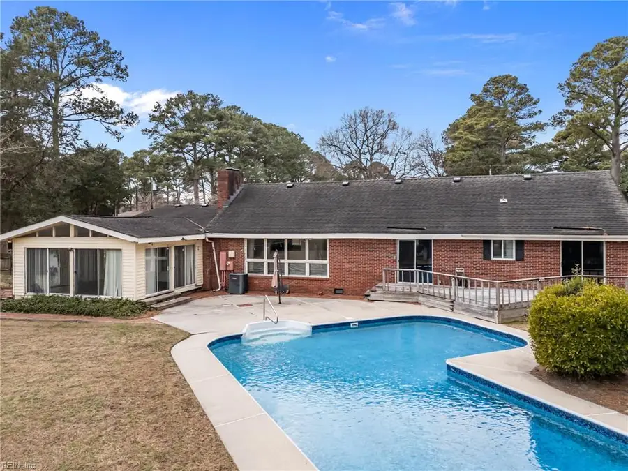 1504 Alanton Drive, Virginia Beach, VA 23454 - Image #2