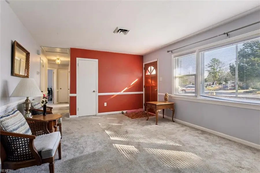 3077 Belle Haven Drive, Virginia Beach, VA 23452 - Image #2