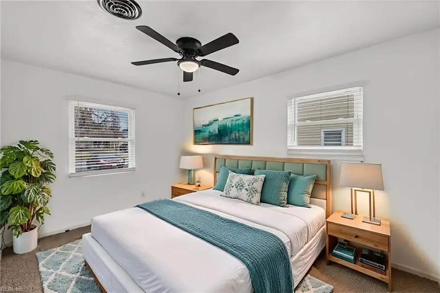 3753 S Plaza Trail, Virginia Beach, VA 23452 - Image #3