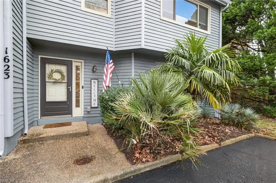 1623 Colonnade Crescent, Virginia Beach, VA 23451 - Image #2