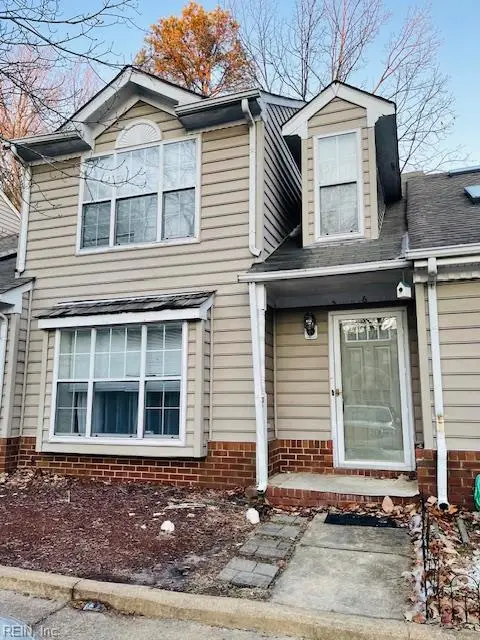 6 Hawthorn Place, Hampton, VA 23666