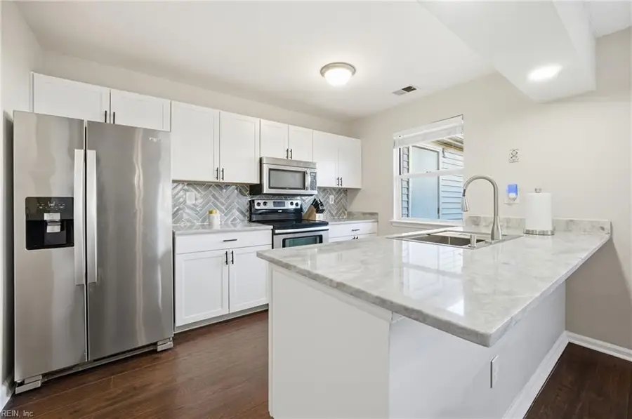 809 Zircon Court, Virginia Beach, VA 23462 - Image #2
