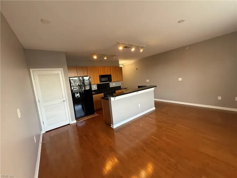 388 Boush Street #410, Norfolk, VA 23510 - Image #2