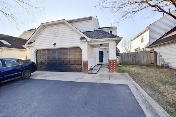 709 Whisper Walk, Chesapeake, VA 23322