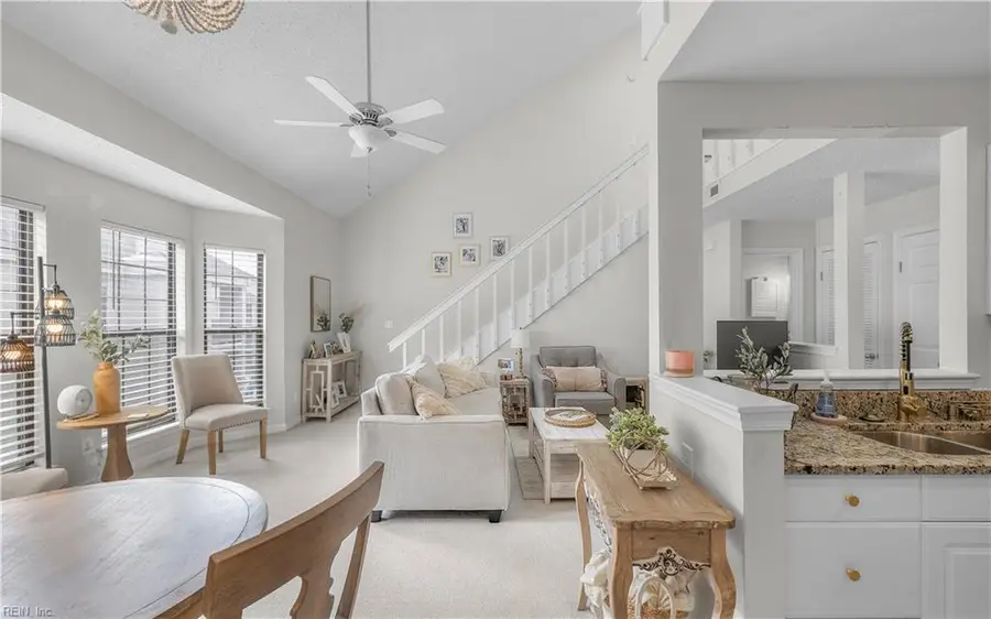 405 Harbour Point #305, Virginia Beach, VA 23451 - Image #2