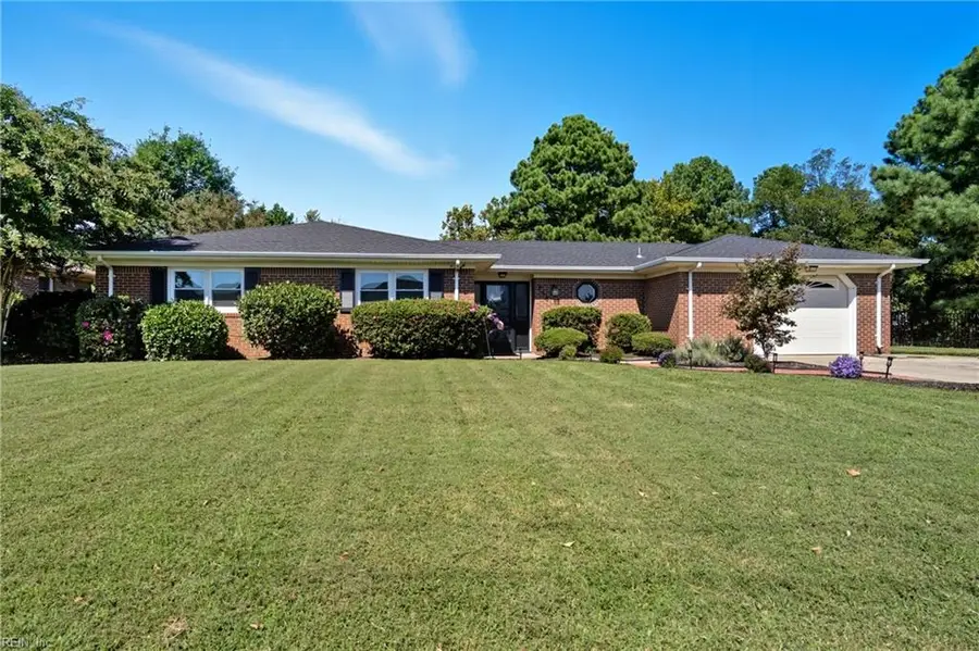 948 W Ferry Plantation Road, Virginia Beach, VA 23455 - Image #3