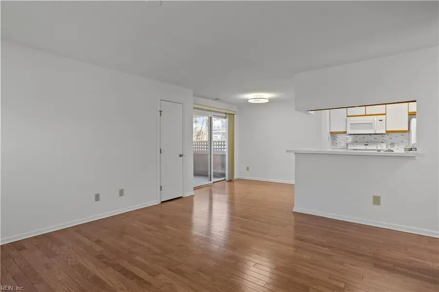 309 Wimbledon Chase #E, Chesapeake, VA 23320 - #3