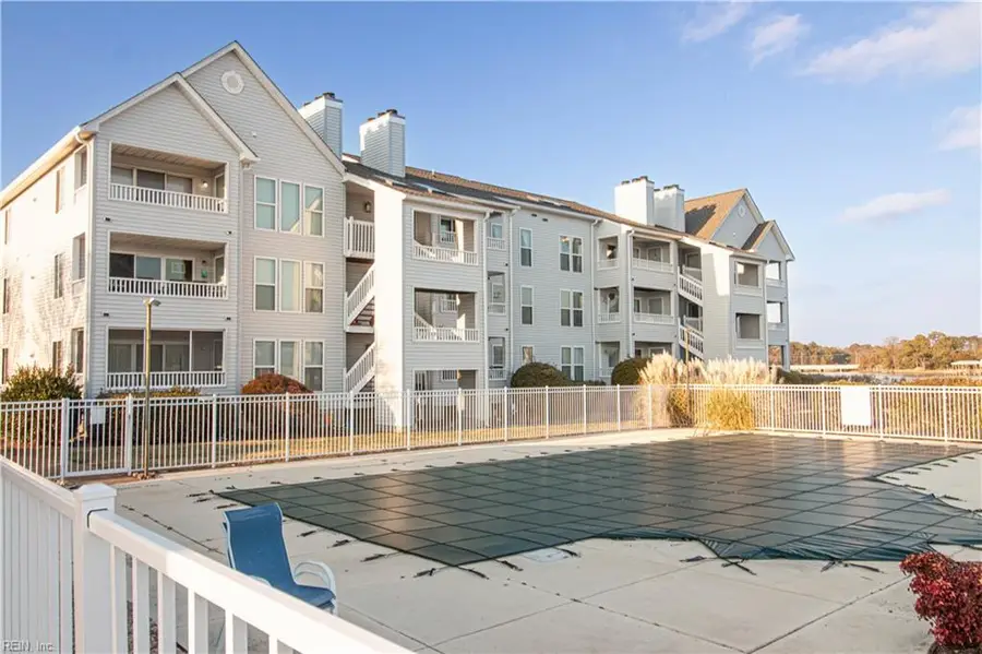 221 Island Cove Court #C, Hampton, VA 23669 - Image #2