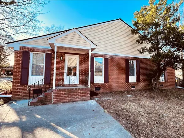 702 Howard Place, Norfolk, VA 23504