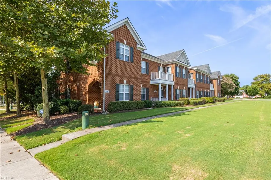 816 Great Marsh Avenue, Chesapeake, VA 23320 - #3
