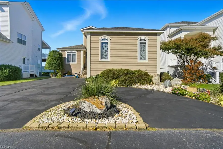 22 Channel Lane, Hampton, VA 23664 - #2