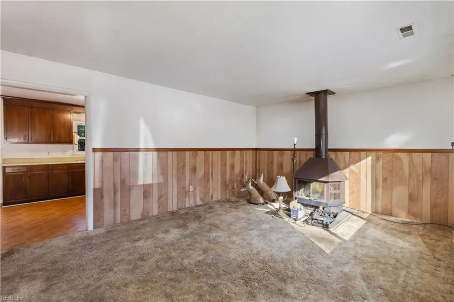 6265 Debbie Circle, Hayes, VA 23072 - Image #3