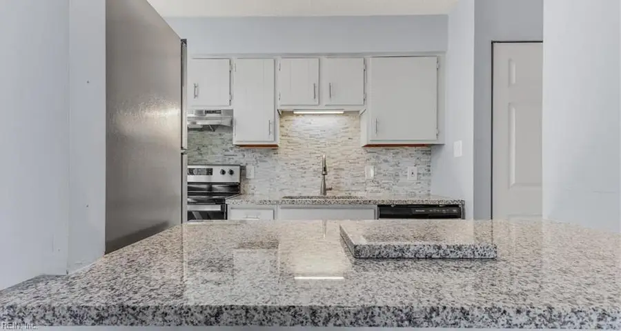 737 W Ocean View Avenue #A, Norfolk, VA 23503 - #3