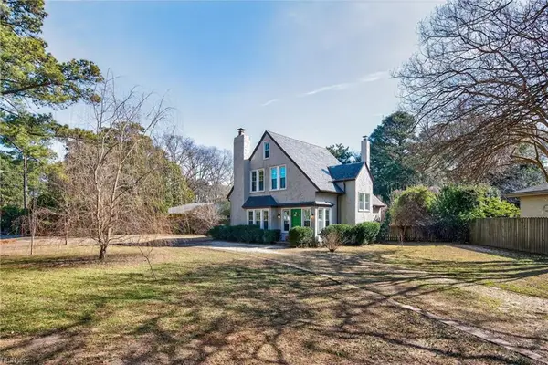 1093 Algonquin Road, Norfolk, VA 23505