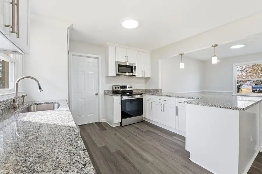 2617 N Elizabeth Harbor Drive, Chesapeake, VA 23321 - #3