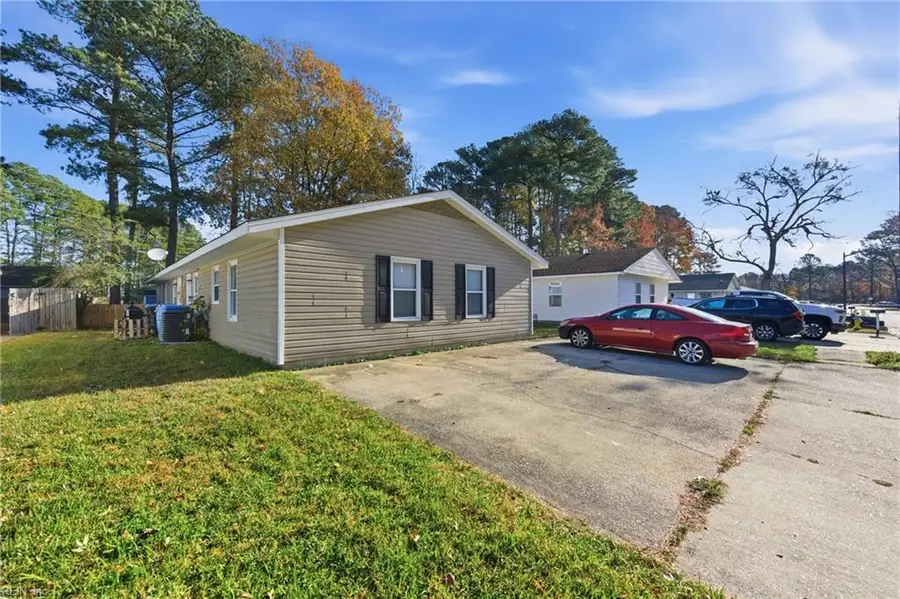 116 Armon Avenue, Virginia Beach, VA 23452 - Image #2
